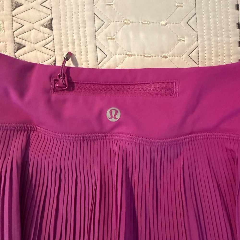Lululemon athletica Pleat To Street Skirt III Ultra Violet size 4 - Picture 4 of 6